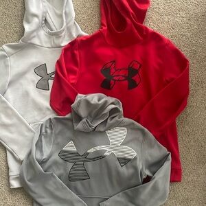 Lot of Under Armour sweatshirts